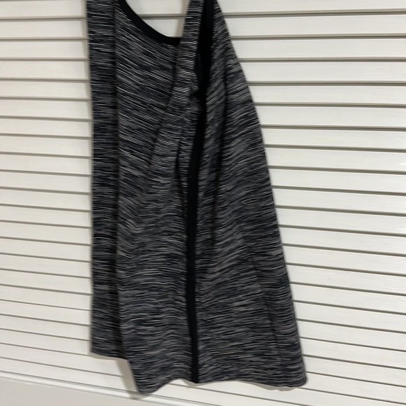 Top - Picture 3 of 7